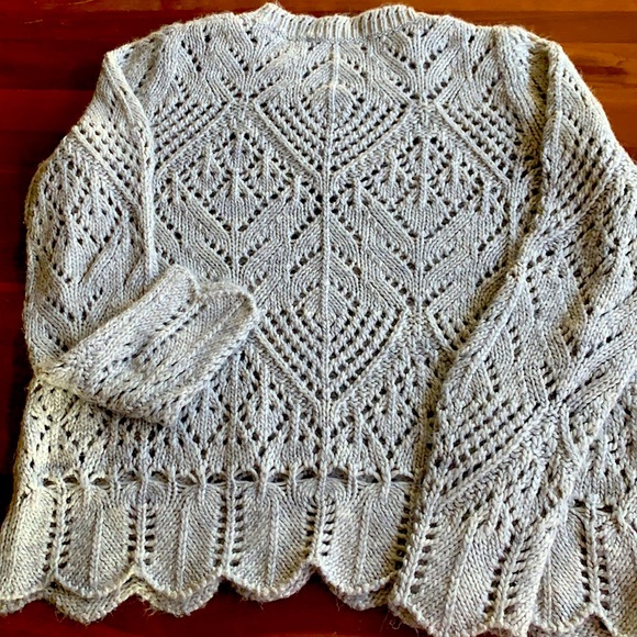 LOFT Gray Sweater Size M - Picture 3 of 4